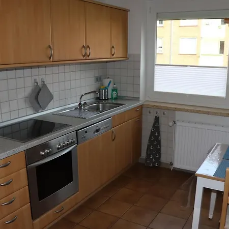 Wippsteert - 5 Sterne - Mit Balkon Und Pkw Stellplatz * 엠덴